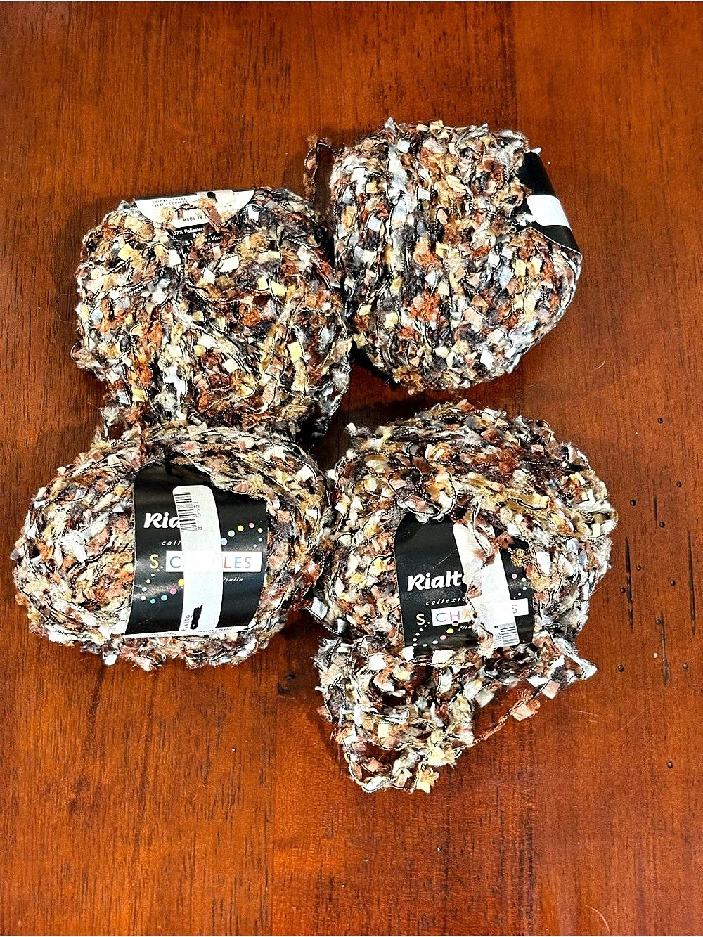 Bundle of 4 Skeins S. Charles Collezione Rialto Novelty Yarn - Shade 21